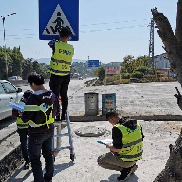 交通标志指路牌