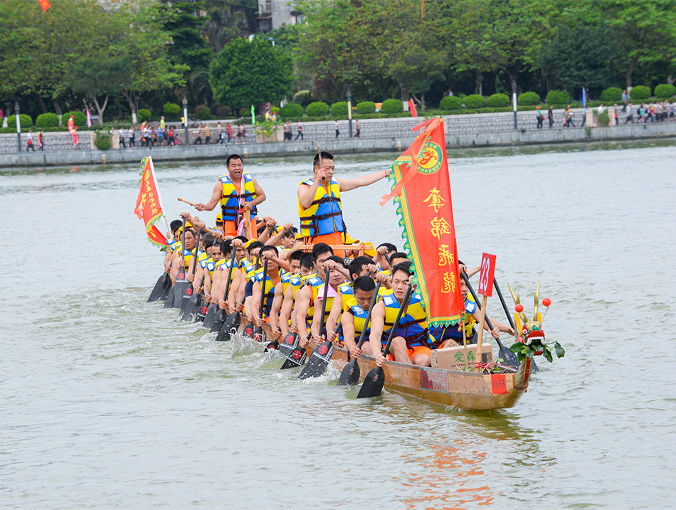 “纵横传播杯”2017肇庆市（金利）传统龙舟争霸赛